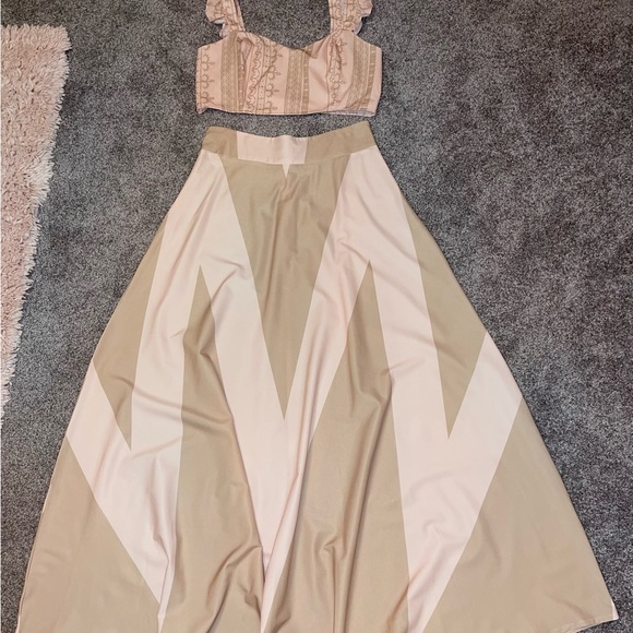 Dresses & Skirts - set of skirt and top.